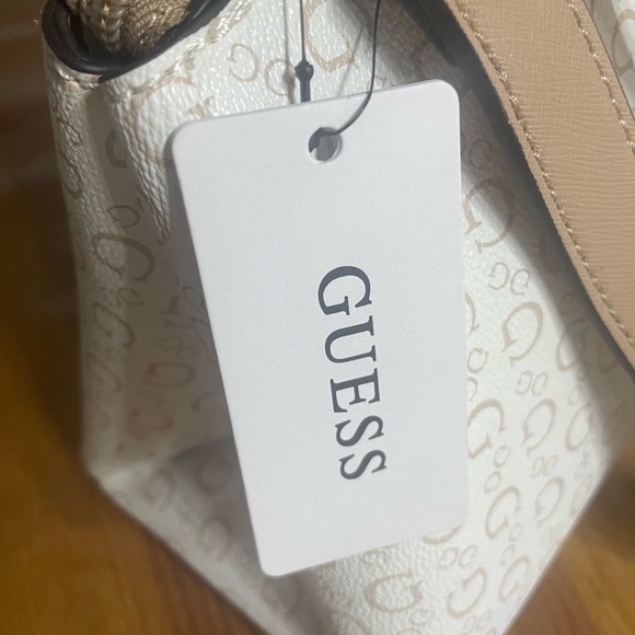 Guess Purse
NWT - Picture 7 of 9